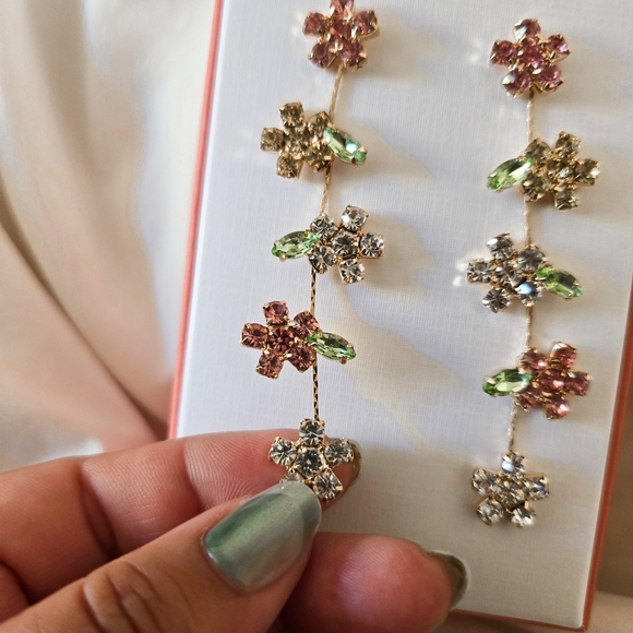 Piper K Floral Earrings - Picture 3 of 6